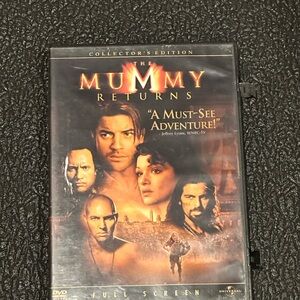 Universal The Mummy Returns DVD with Action-Packed Features